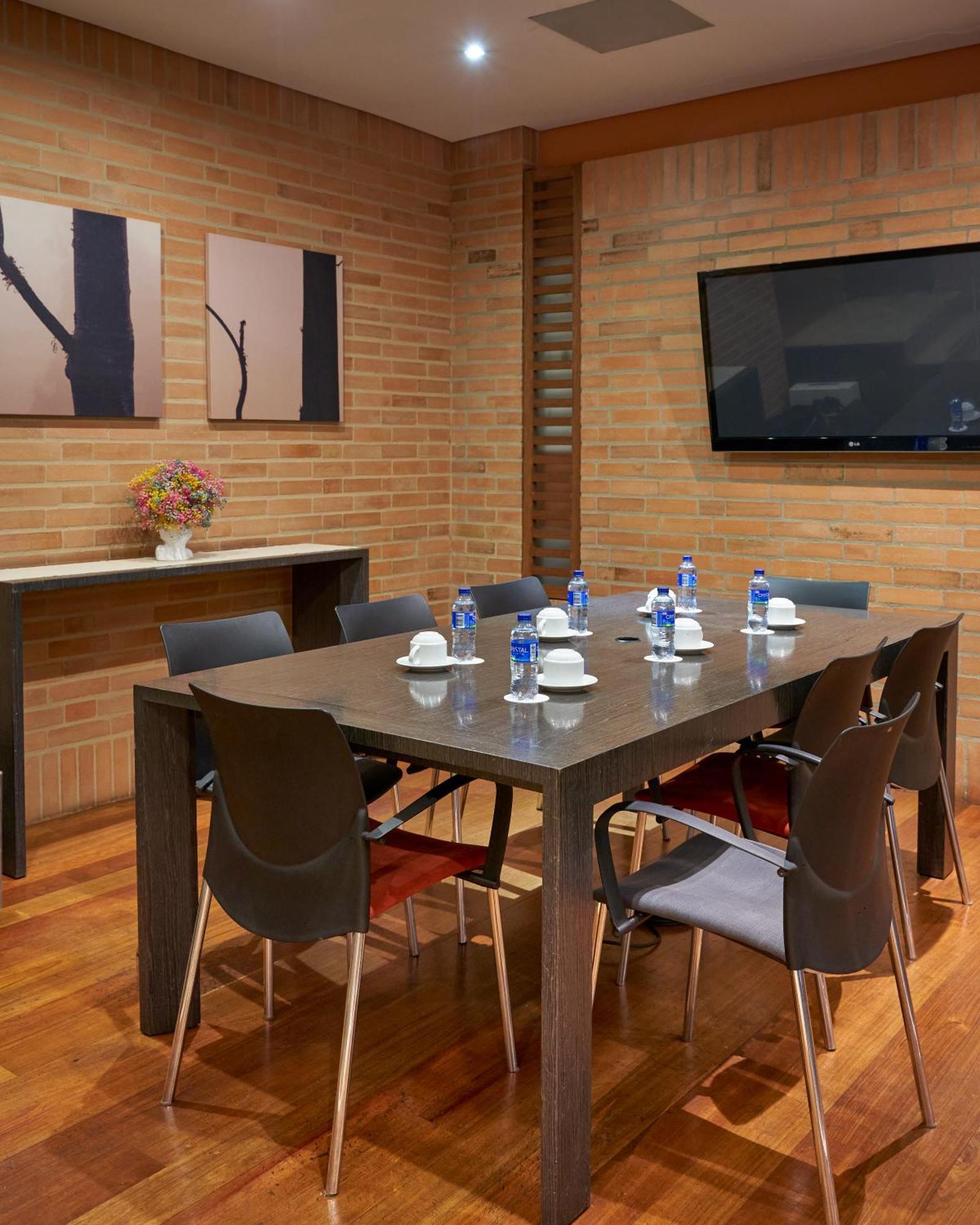 84 Dc Bogota Hotel Ngoại thất bức ảnh